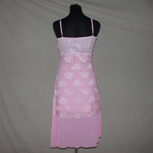 Load image into Gallery viewer, Pink laced patterned overlay midi dress (S/M)
