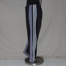 Load image into Gallery viewer, Adidas capri Y2k joggers (S)
