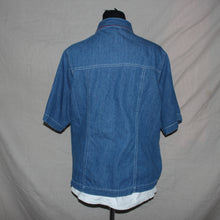 Load image into Gallery viewer, Denim type collared button up polo (M)
