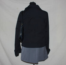 Load image into Gallery viewer, Buttoned patterned jacket (S)
