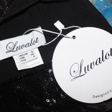 Load image into Gallery viewer, Sequined triangle top (S)
