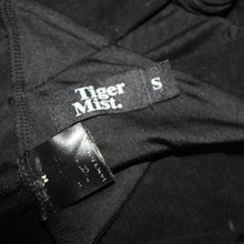Load image into Gallery viewer, Tiger Mist black wrap top (S)

