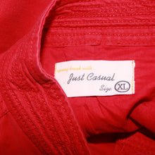 Load image into Gallery viewer, Red button up blazer (M)
