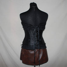 Load image into Gallery viewer, Laced black zipped corset (S/M)
