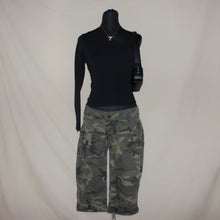 Load image into Gallery viewer, Smeike off shoulder black top (S)
