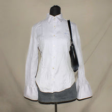 Load image into Gallery viewer, Vintage Burberry lilac stripped wide sleeve button up (M)
