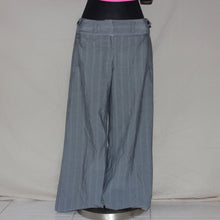Load image into Gallery viewer, Gray stripped low waisted trousers (W29)
