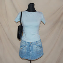 Load image into Gallery viewer, Baby blue basic tee (S)
