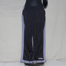 Load image into Gallery viewer, Adidas capri Y2k joggers (S)

