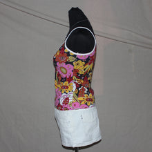 Load image into Gallery viewer, Floral patterned tank top (S)
