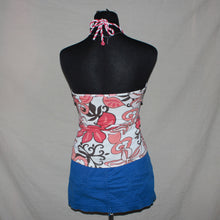 Load image into Gallery viewer, Floral patterned halter top (S)
