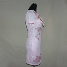 Load image into Gallery viewer, Pink sheer mesh sequence floral midi dress (S/M)
