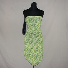 Load image into Gallery viewer, Green paisley tube midi dress (XS/S)
