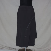 Load image into Gallery viewer, Asymmetrical midi skirt (M)
