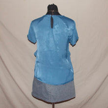 Load image into Gallery viewer, Morgan De Toi blue laced top (S)
