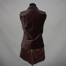 Load image into Gallery viewer, Brown velvet floral vest (S)
