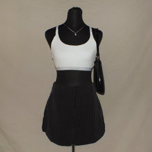 Load image into Gallery viewer, Ava &amp; ever stripped shorts (S)
