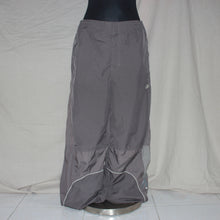 Load image into Gallery viewer, Nike taupe drawstring jogger (L)
