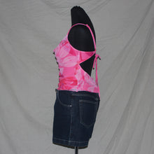 Load image into Gallery viewer, Tropical pattern backless wrap cowl neck top (S)

