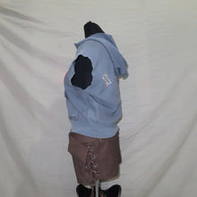 Load image into Gallery viewer, Nike &quot;05&quot; swoosh zipped sleeveless hoodie (S)
