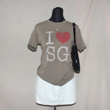Load image into Gallery viewer, "I ❤️ SG" graphic tee (S)
