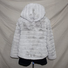 Load image into Gallery viewer, Off white colored fur hooded jacket (M)

