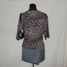 Load image into Gallery viewer, Leopard print brown tee (XS)
