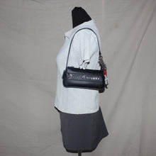Load image into Gallery viewer, Knitted collard white top (M)
