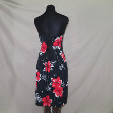 Load image into Gallery viewer, Bedazzled polka dot floral v-cut midi dress (S)
