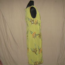 Load image into Gallery viewer, Green embellished dress (M/L)
