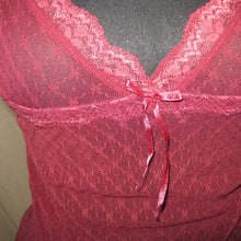 Load image into Gallery viewer, Red laced mesh tank top (S)

